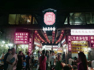 深圳到桂林旅游報(bào)價(jià)_桂林游特價(jià)團(tuán)_桂林旅游花費(fèi)一般多少