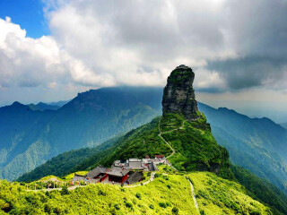 貴州黃果樹瀑布旅行跟團_貴州黃果樹瀑布游8月份報價_2021去貴州黃果樹瀑布跟團多少錢