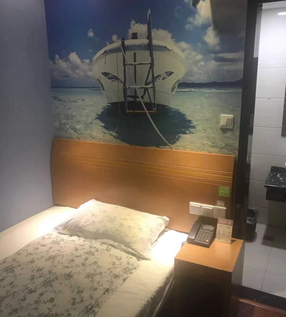 豪华经济房