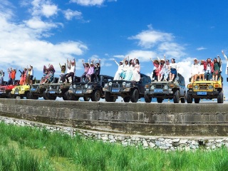 云南香格里拉旅游價格_云南香格里拉高端品質(zhì)旅游團(tuán)_云南香格里拉旅游跟團(tuán)需多少錢