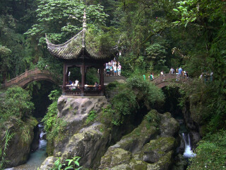 四川峨眉山報團(tuán)多少錢_四川峨眉山自由行費(fèi)用_去四川峨眉山旅游