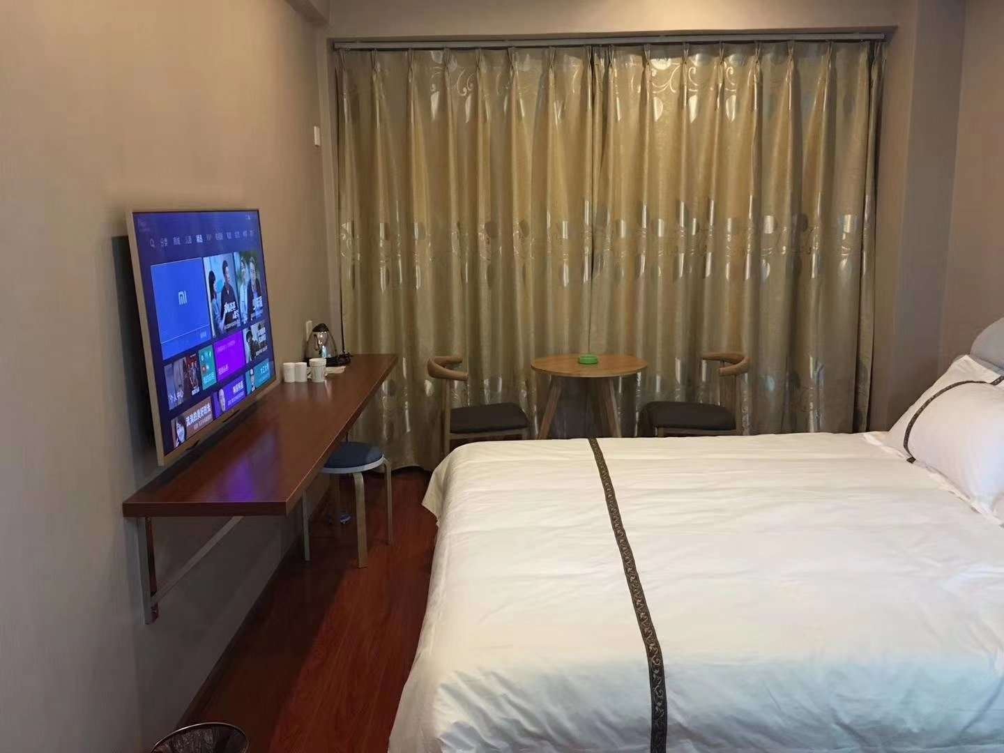 舒适大床房