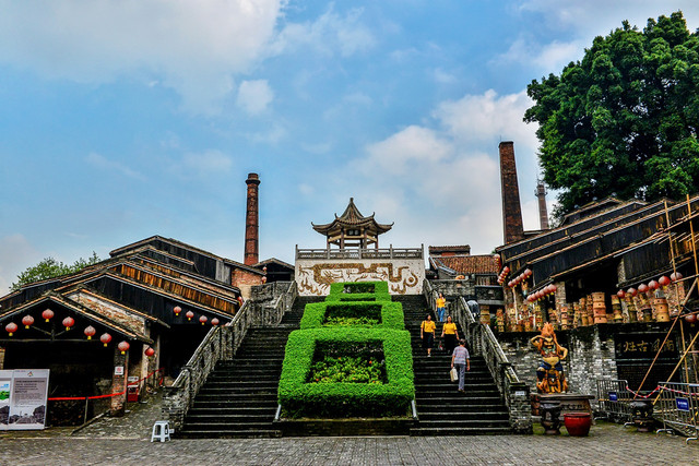 灯光秀 day2:  叶问咏春崇华拳馆--佛山祖庙--广东粤剧博物馆--佛山初