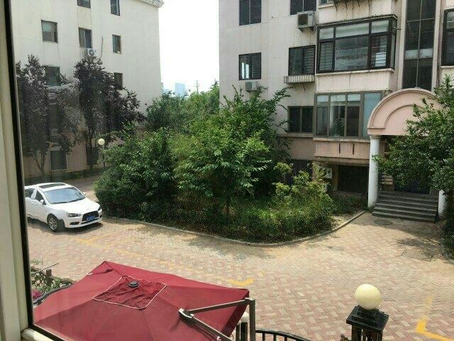青岛刘先生特色民宿(云安路分店)