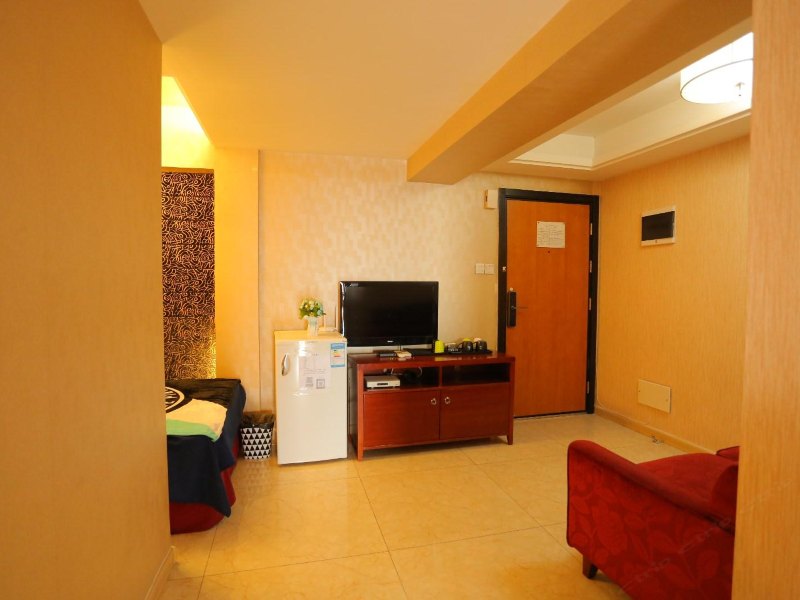 hotelPic