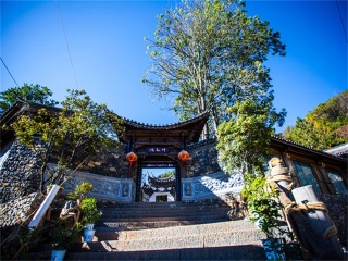 云南瀘沽湖半自助游_云南瀘沽湖旅游價格多少_云南瀘沽湖旅游費用