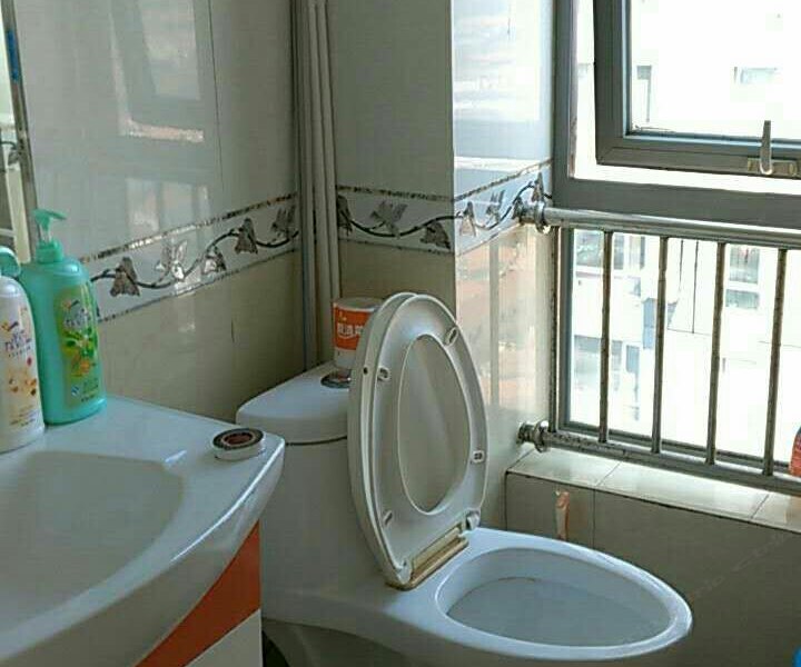 hotelPic