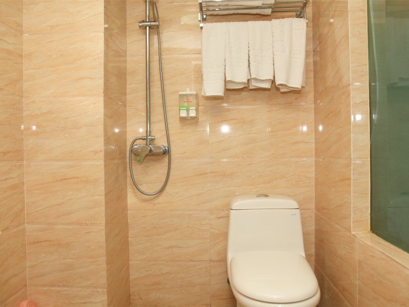 hotelPic