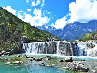 云南麗江報團(tuán)旅游多少錢_云南麗江旅游組團(tuán)_云南麗江自由行旅游團(tuán)