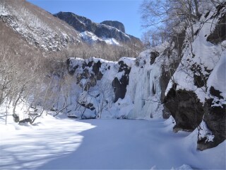 東北長(zhǎng)白山旅游多少錢一個(gè)人_東北長(zhǎng)白山旅行團(tuán)自由行_現(xiàn)在去東北長(zhǎng)白山旅游多少錢