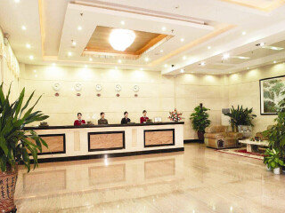 亞布力雪鄉(xiāng)旅游價(jià)格_亞布力雪鄉(xiāng)旅游要多少錢跟團(tuán)_到亞布力雪鄉(xiāng)旅游多少錢