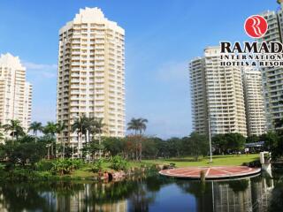 去海南三亞旅游怎么走_(dá)海南三亞旅游報(bào)團(tuán)價(jià)格_海南三亞報(bào)團(tuán)旅游多少錢(qián)