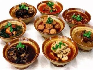 東北長(zhǎng)白山旅游多少錢一個(gè)人_東北長(zhǎng)白山旅行團(tuán)自由行_現(xiàn)在去東北長(zhǎng)白山旅游多少錢