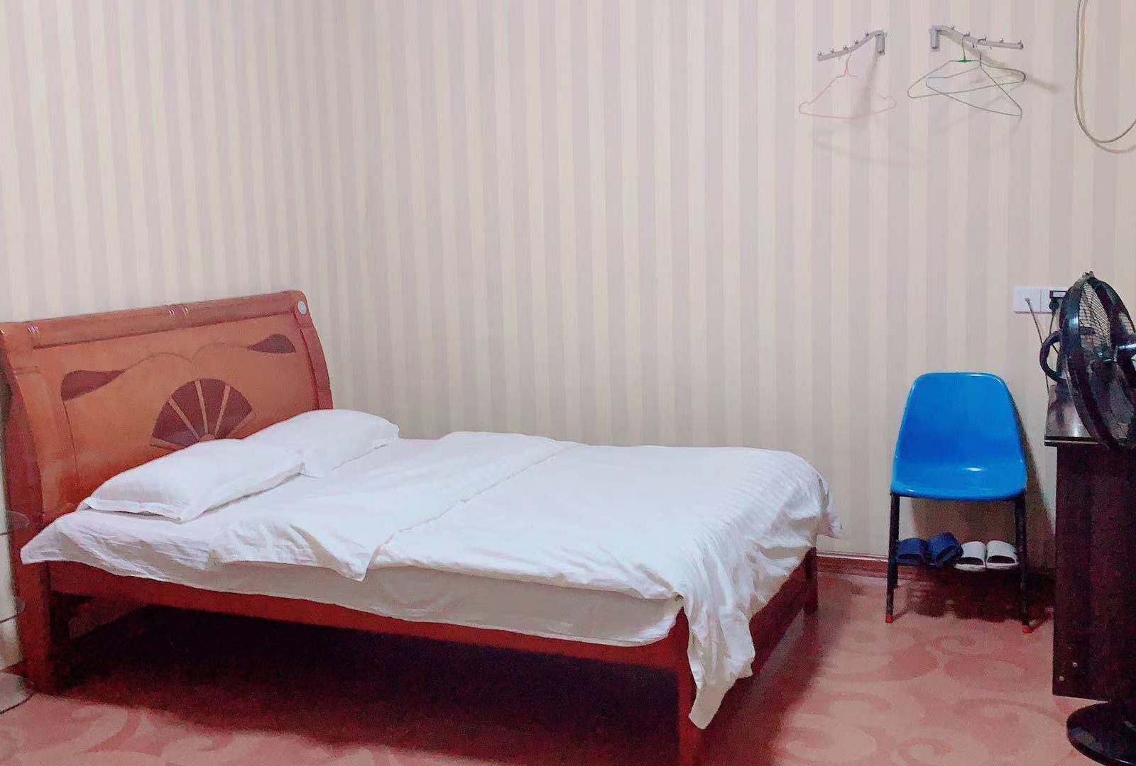 豪华大床房