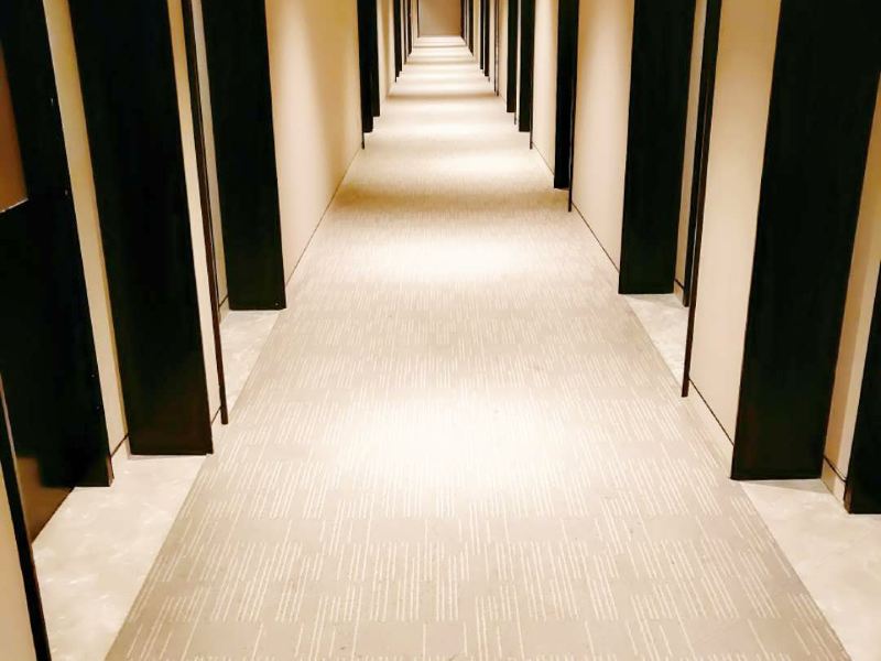 hotelPic