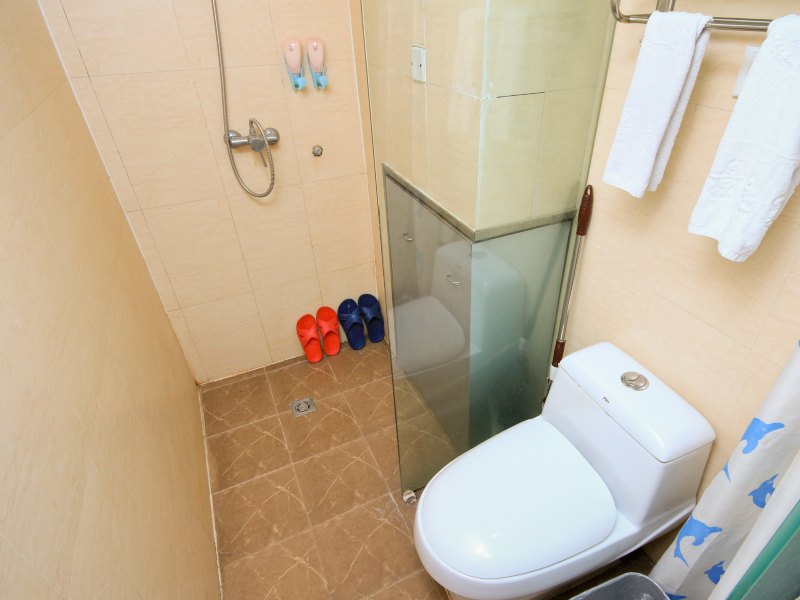 hotelPic