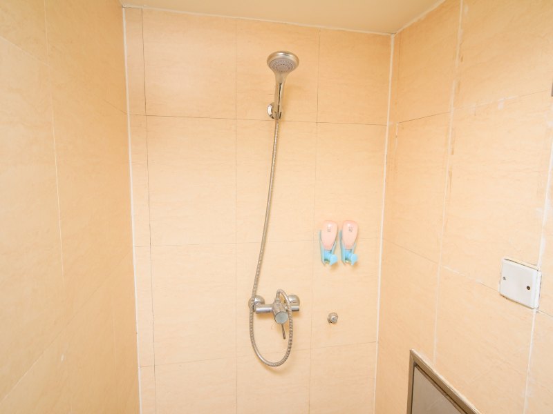 hotelPic
