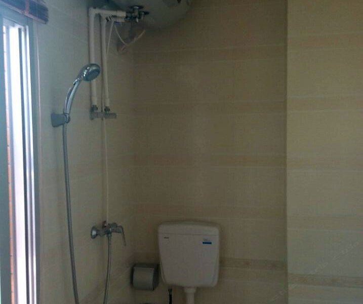 hotelPic