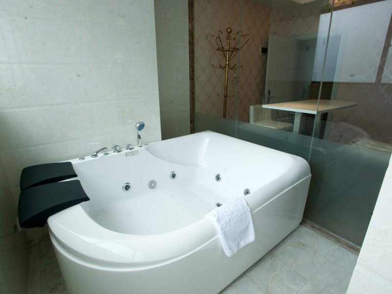 hotelPic