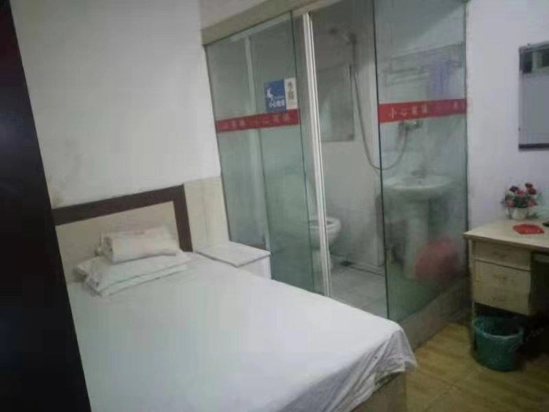 标准大床房