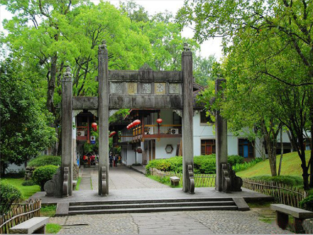 <团体定制 厦门-鼓浪屿-武夷山5日