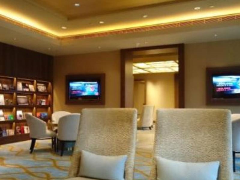 hotelPic
