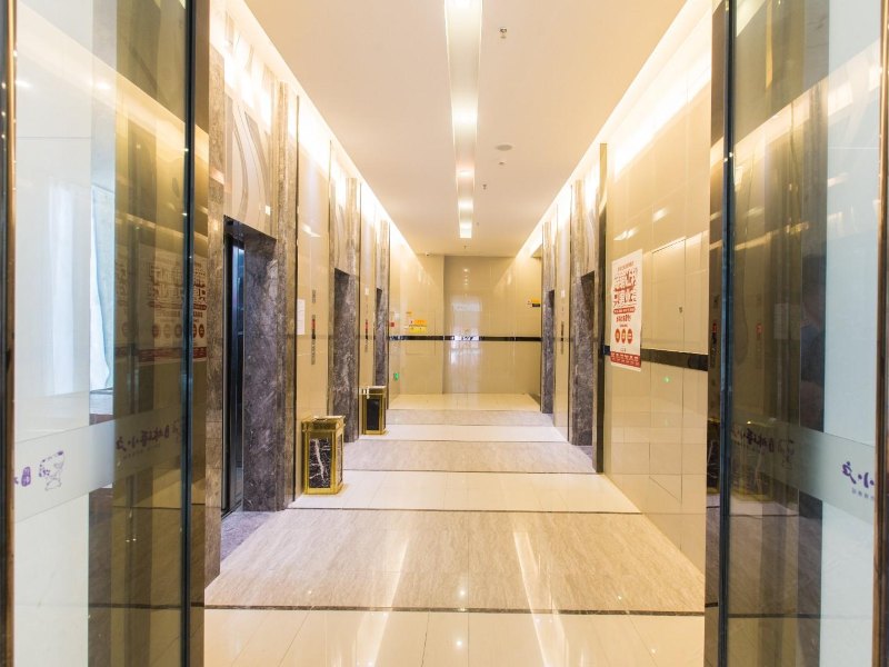 重庆印象城市优品酒店(八公里工商大学店)