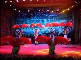 現(xiàn)在去云南香格里拉旅游多少錢_云南香格里拉旅行團_旅行團云南香格里拉游
