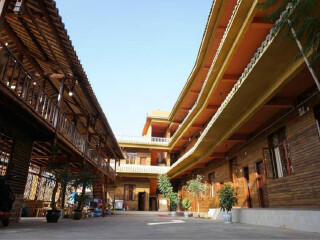 云南昆明旅游要多少錢跟團(tuán)_到云南昆明旅游多少錢_報(bào)團(tuán)去云南昆明多少錢