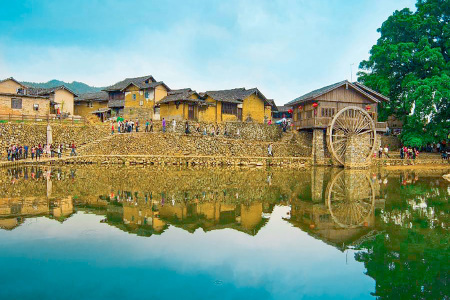 <厦门鼓浪屿-南靖土楼云水谣古镇双动4日游>探访爸爸去哪儿拍摄地 赠手绘地图 赠菽庄花园门票 可换购鹭江夜游船票 出行无忧