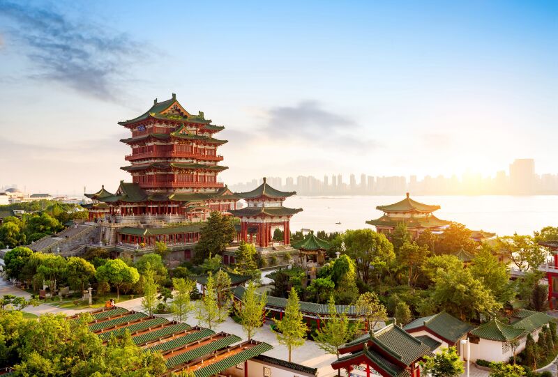 滕王阁丨"落霞与孤鹜齐飞,秋水共长天一色"