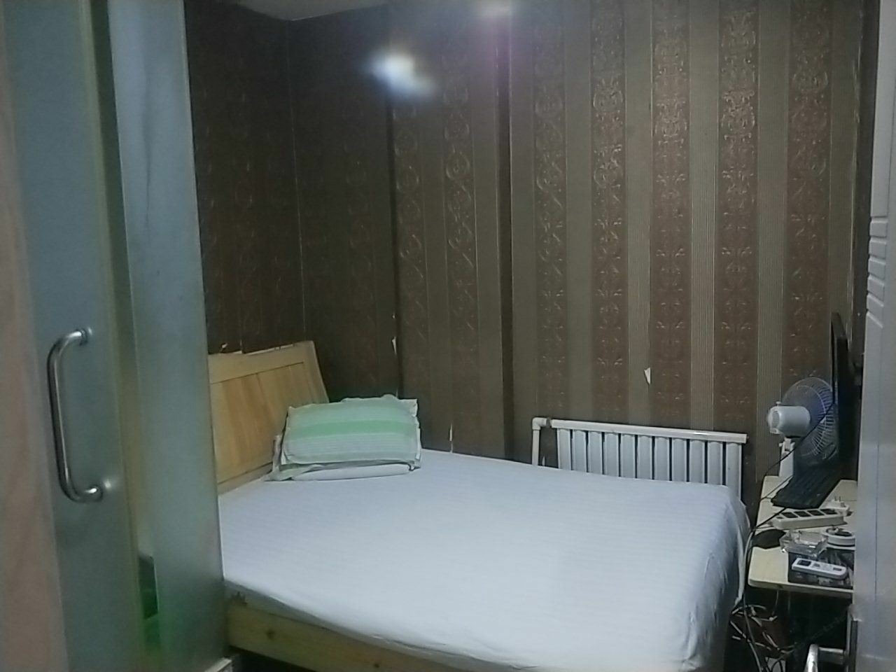 舒适大床房