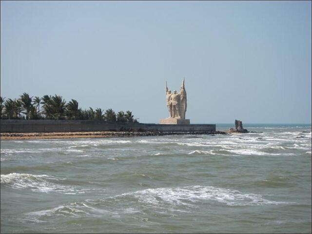 http:\/\/www.tuniu.com\/tour\/210575922