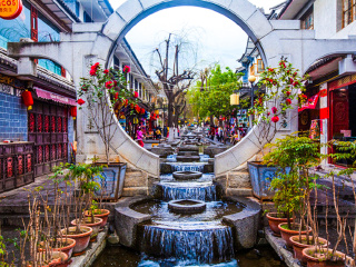 云南麗江游報(bào)價(jià)_東莞到云南麗江游_特價(jià)云南麗江游