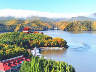 東北長白山旅游要多少錢跟團(tuán)_東北長白山游跟團(tuán)多少錢_2021年東北長白山旅游團(tuán)報價