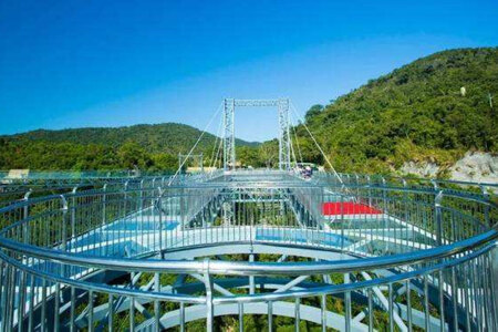 <海南三亚5日游>私家团/2人起订/儿童免地接,入住180度海景(赠旅拍/98元玻璃栈道/微管家)嗨玩呀诺达/蜈支洲,多款换购福利,点开详见 <海南三亚5日游>私家团/2人起订/儿童免地接,入住180度海景(赠旅拍/98元玻璃栈道/微管家)嗨玩呀诺达/蜈支洲,多款换购福利,点开详见