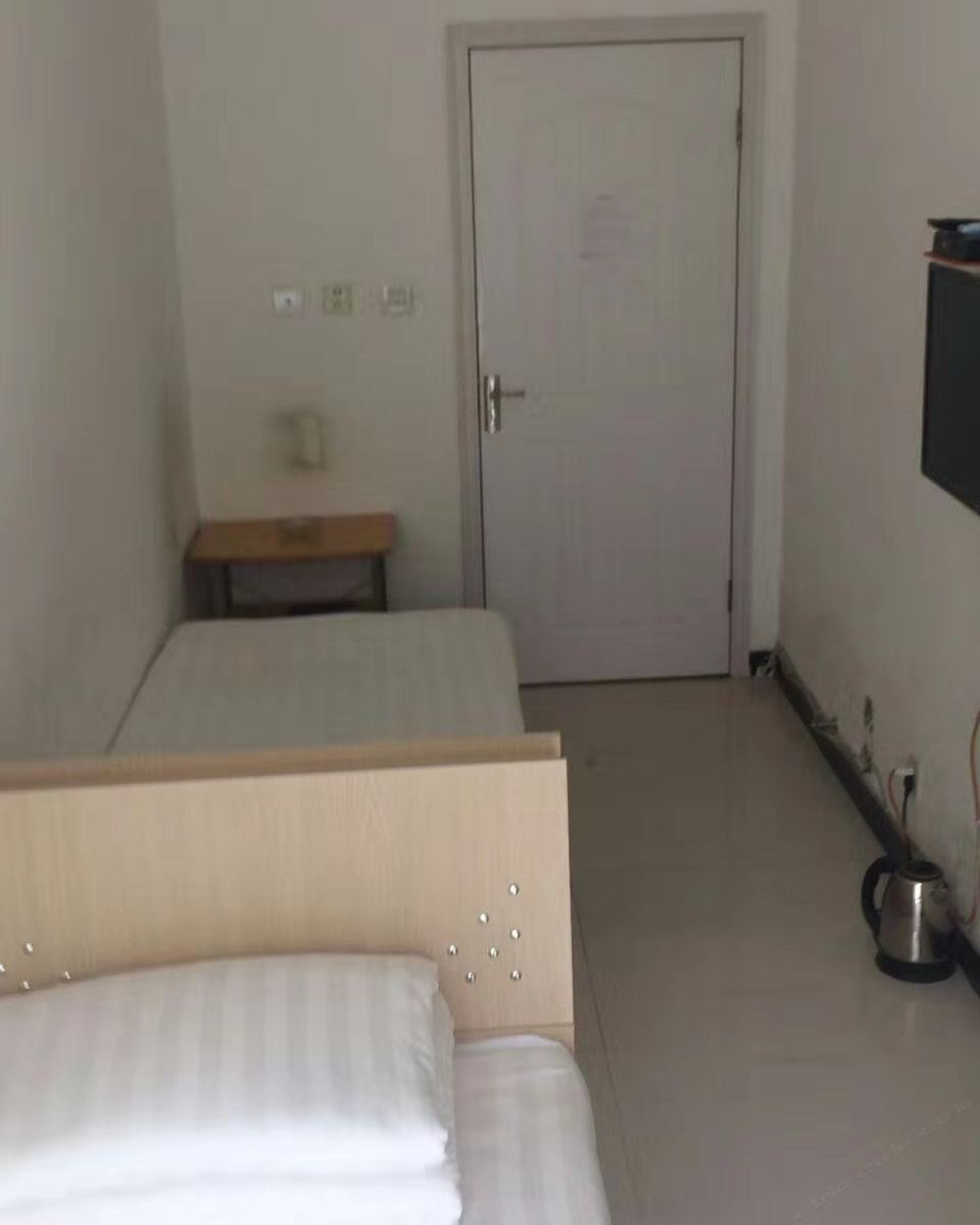 标准间(公共卫浴)