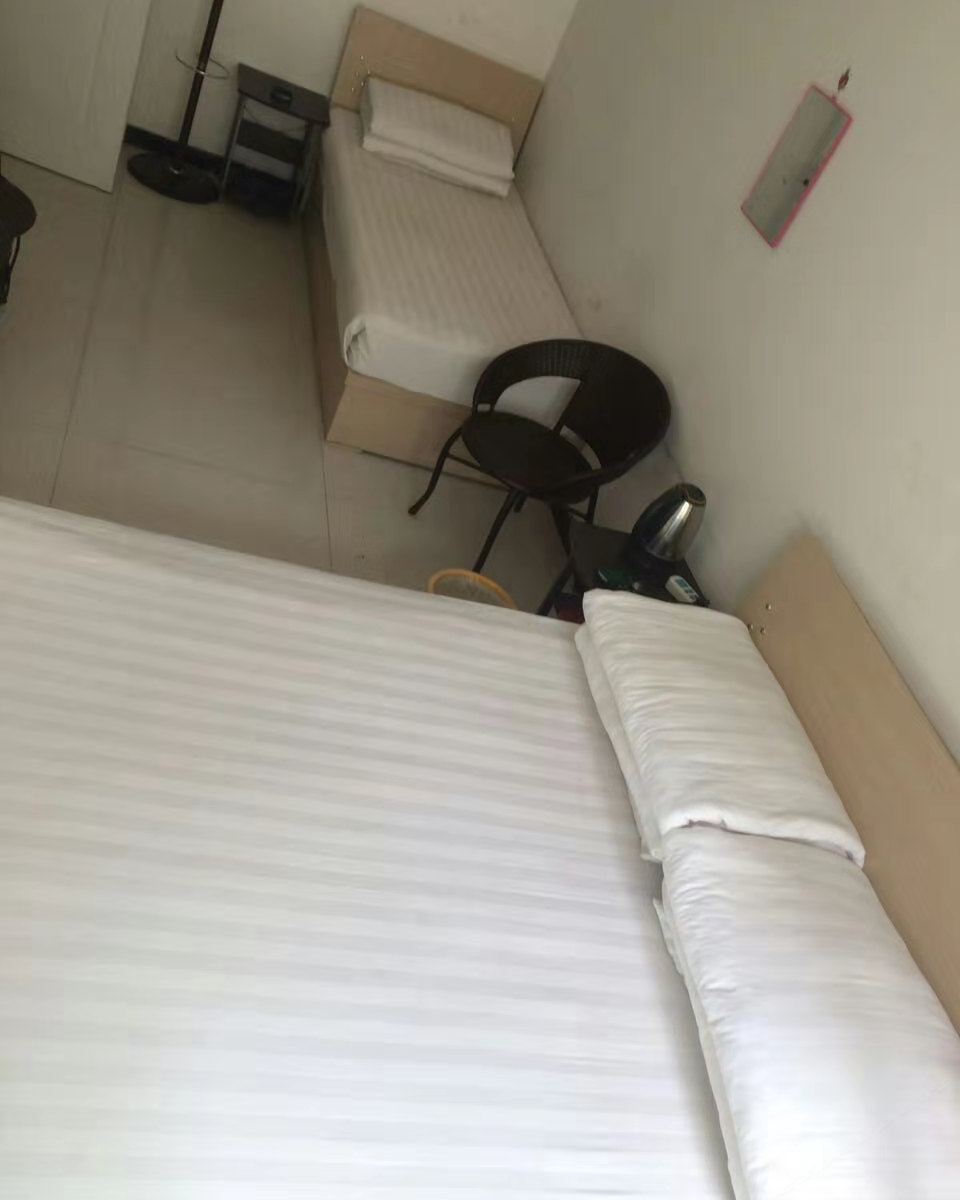 家庭房(公共卫浴)