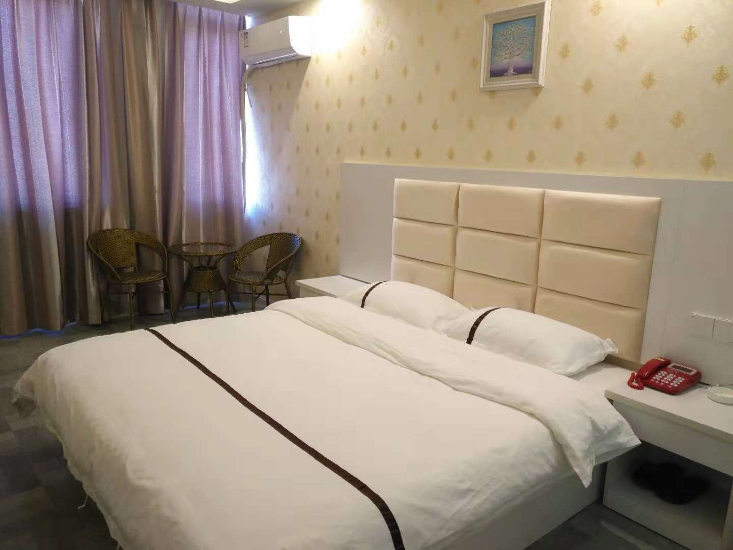 豪华大床房