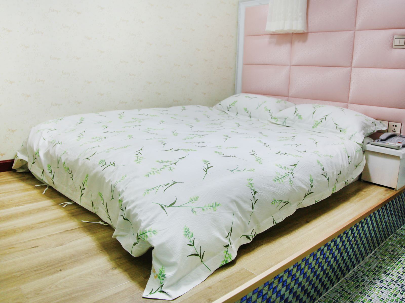 日式榻榻米房