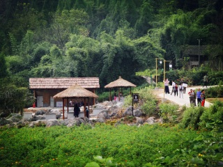 香港旅游團湖南張家界_湖南張家界游8月份報價_湖南張家界旅游要多少錢跟團