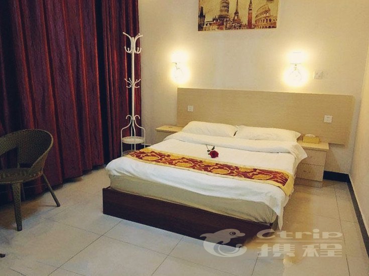 hotelPic