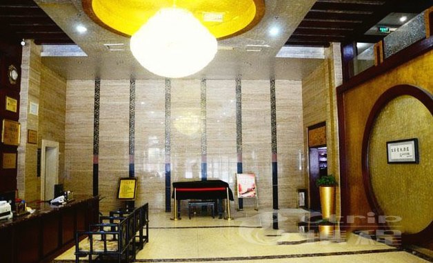 hotelPic