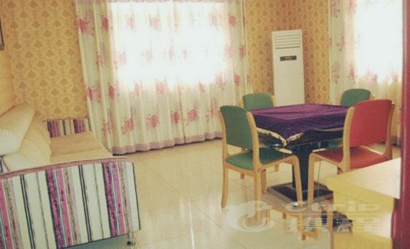 hotelPic