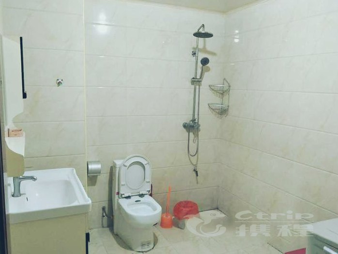hotelPic