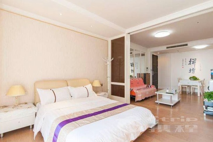 hotelPic
