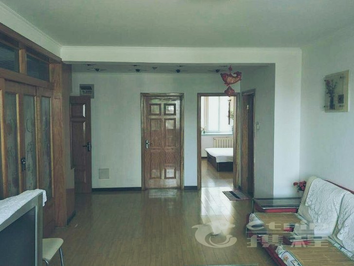 hotelPic