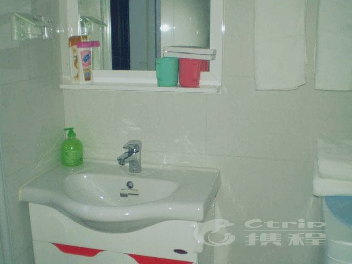 hotelPic