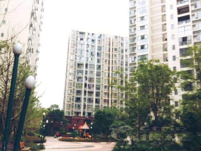 时光俊园短租公寓(中坝店)