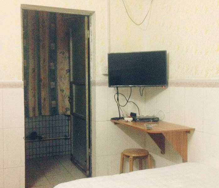 hotelPic